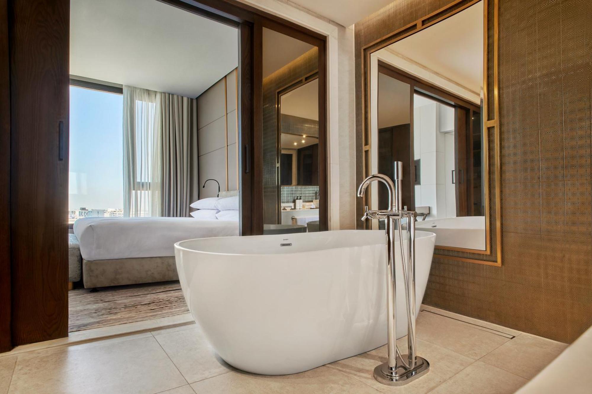 Crowne Plaza - West Cairo Arkan By Ihg 6th of October City Exterior photo Bathroom